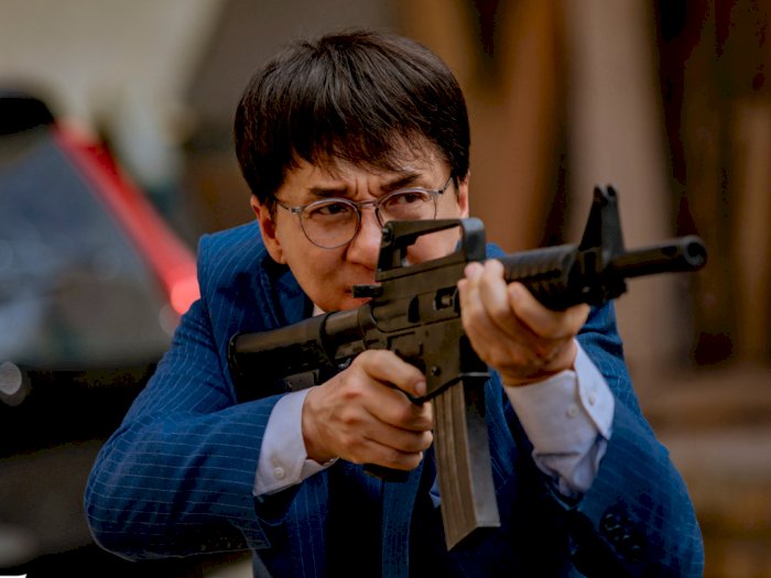Lakukan Adegan Berbahaya, Jackie Chan Nyaris Kehilangan Nyawa 200 Kali