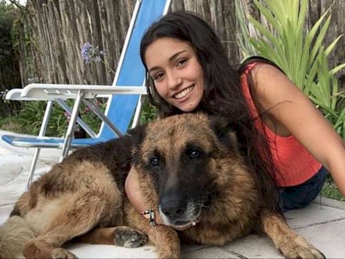 Ajak Anjing Berfoto, Gadis Ini Malah Diserang Hingga Harus Dioperasi