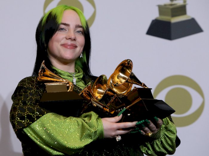 Cetak Sejarah di Usia 18 Tahun, Billie Eilish Raih Lima Grammy Awards
