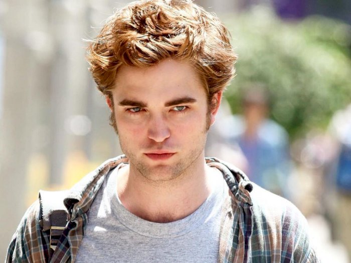 Robert Pattinson Dinobatkan Jadi Pria Paling Sempurna