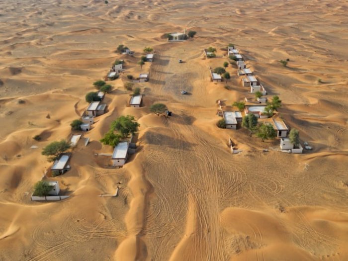 FOTO: Desa Terkubur Pasir di Dubai yang Memikat Wisatawan