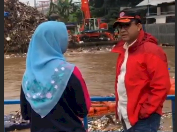 Jakarta Banjir Lagi, Anies Mampir ke Pintu Air Manggarai