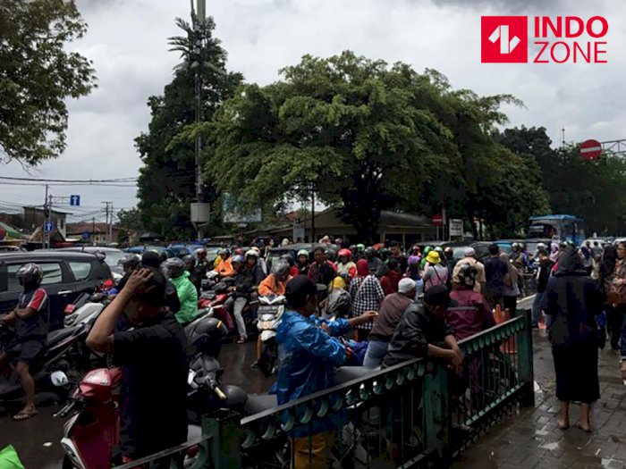 Jakarta Banjir, Tarif Ojek di Stasiun Manggarai Rp200 Ribu