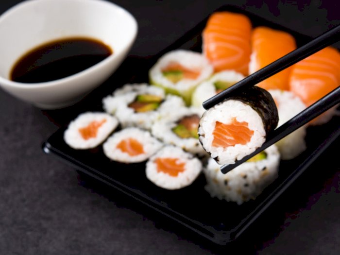 Warga Jepang Suka Konsumsi Makanan Mentah, Nggak Takut?