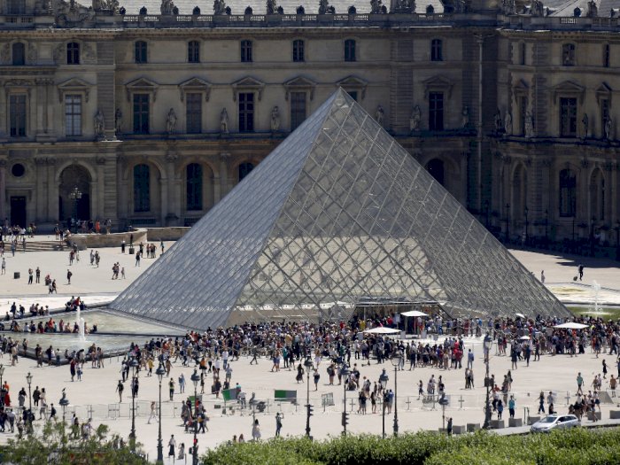 Staf Mogok Kerja Karena Corona, Museum Louvre  Paris Ditutup