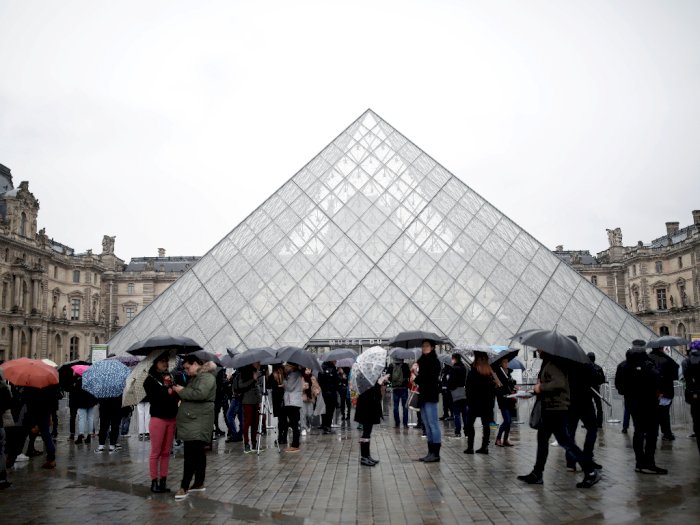 Museum Louvre Paris Kembali Dibuka Untuk Turis