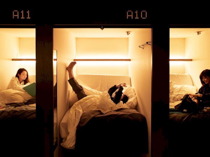 Hotel Kapsul Ini Punya Alarm Unik Bangunkan Tamu