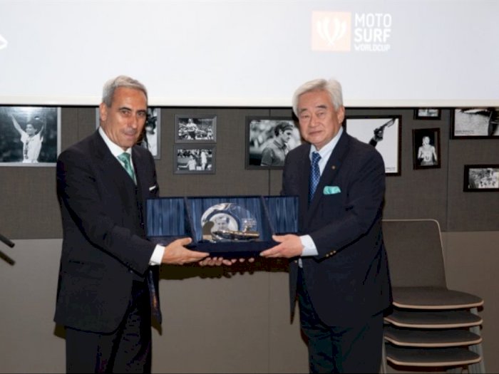Presiden World Taekwondo Terima Penghargaan dari UIM