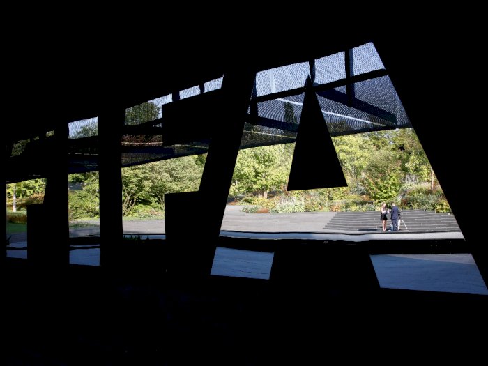Lawan Virus Corona, FIFA Akan Sumbang Rp150 Miliar
