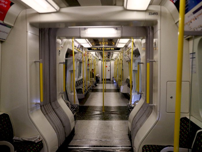 London Tutup Stasiun Kereta Bawah Tanah untuk Hadang Covid-19