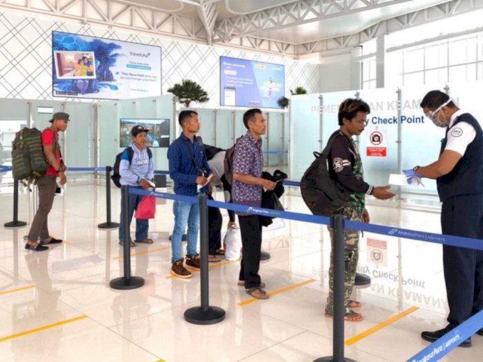 Cegah Covid-19 Meluas, Bandara Ahmad Yani Terapkan 'Social Distancing'