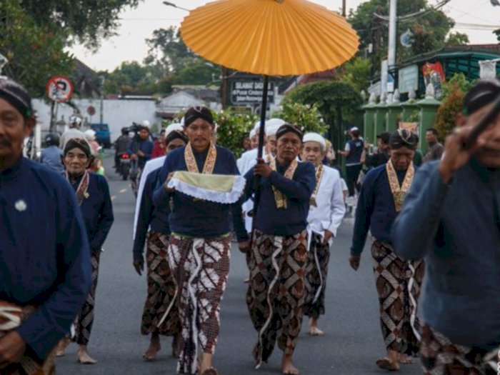 8 Tradisi Unik Isra Mi'raj di Indonesia, dari Marhabanan sampai Ambengan