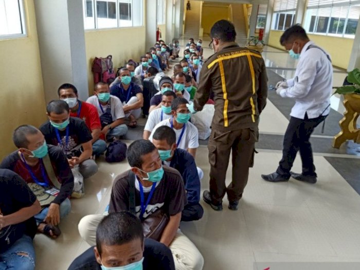 Kemensos RI Pastikan 114 TKI dari Malaysia Sehat dan Wajib Karantina