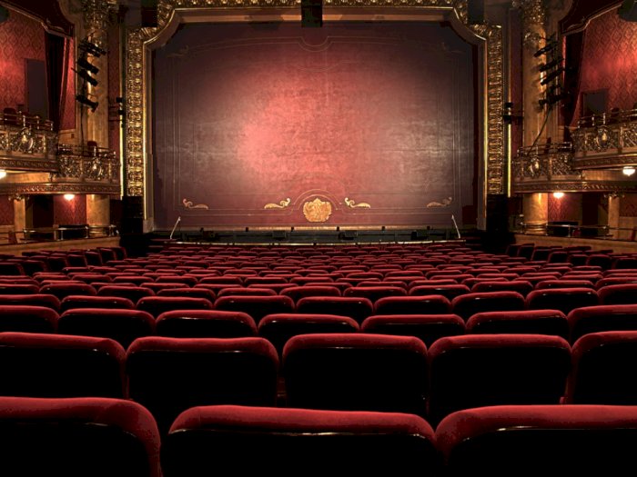 Teater Rusia Hanya Jual 1 Tiket Demi Cegah Penyebaran Virus Corona