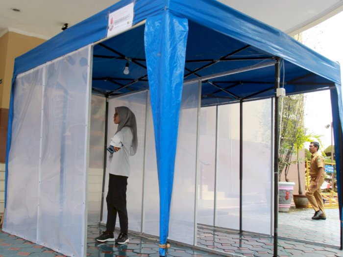 Bilik Disinfektan Disediakan di Lokasi Pemakaman Ibunda Jokowi 