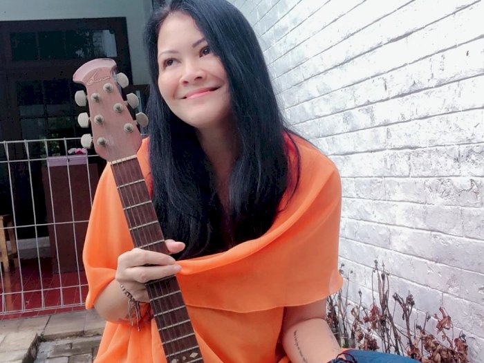 Melanie Subono Aransemen Ulang Lagu Tema Persatuan di Tengah Wabah Corona