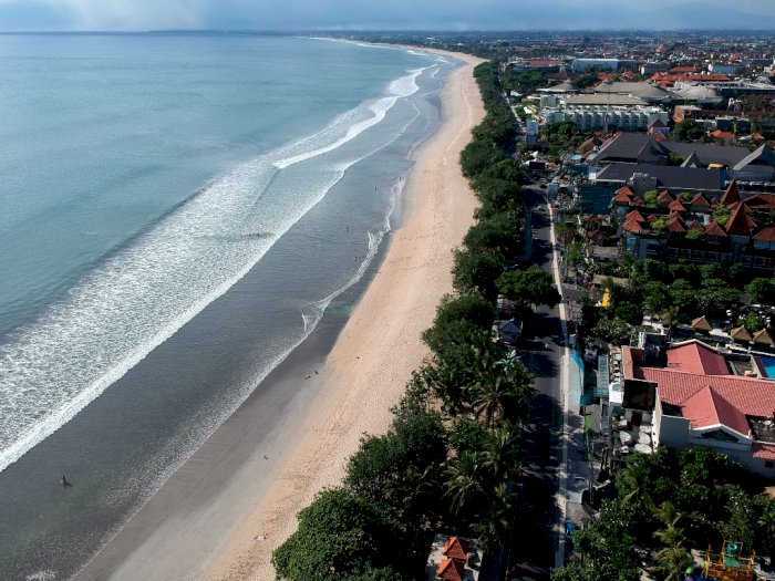 Sebanyak 40 Akses Masuk Pantai Kuta Bali Ditutup
