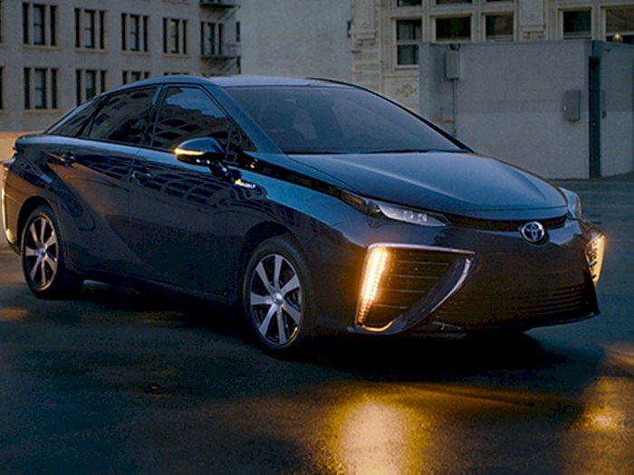 Toyota dan BYD Menjalin Kerja Sama Guna Produksi Mobil Listrik 