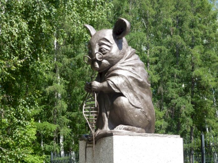 Ada Monumen Khusus Tikus Percobaan di Rusia