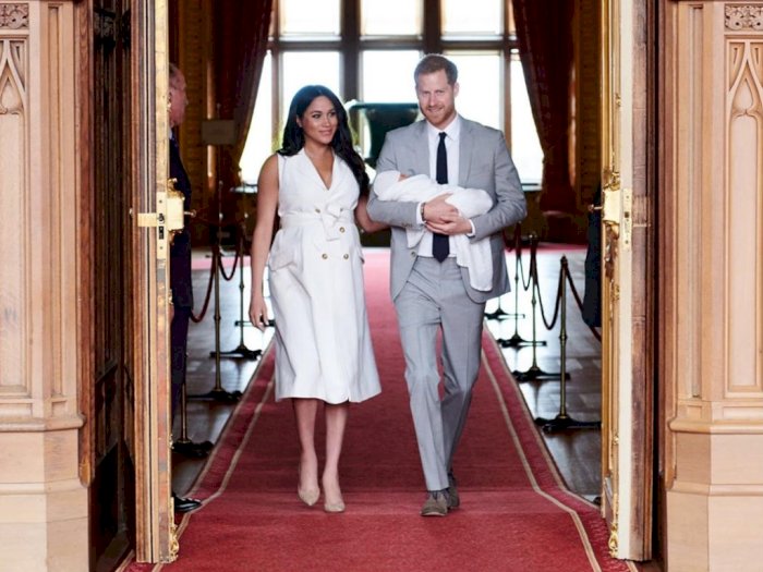 Pangeran Harry dan Meghan Markle Menikmati Hari Baru Bersama Putranya di California
