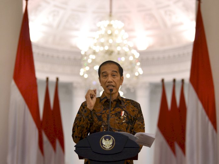 Presiden Jokowi: Warga ke Luar Rumah Wajib Pakai Masker