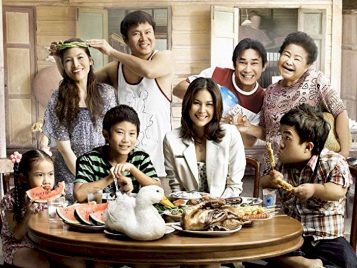 Sinopsis dan Trailer Film Komedi Thailand "The Little Comedian - 2010"