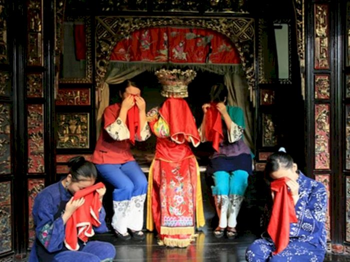 Melihat Tradisi Menangis Sebelum Menikah di Tiongkok