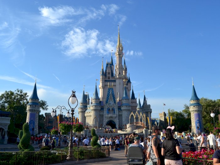 Yuk Wisata Virtual Disneyland Melalui Situs Ini