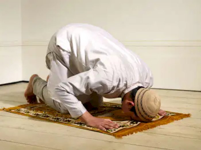Tingkatkan Keimanan dan Ketakwaan di Bulan Ramadhan dengan Rutin Sholat Tahajud