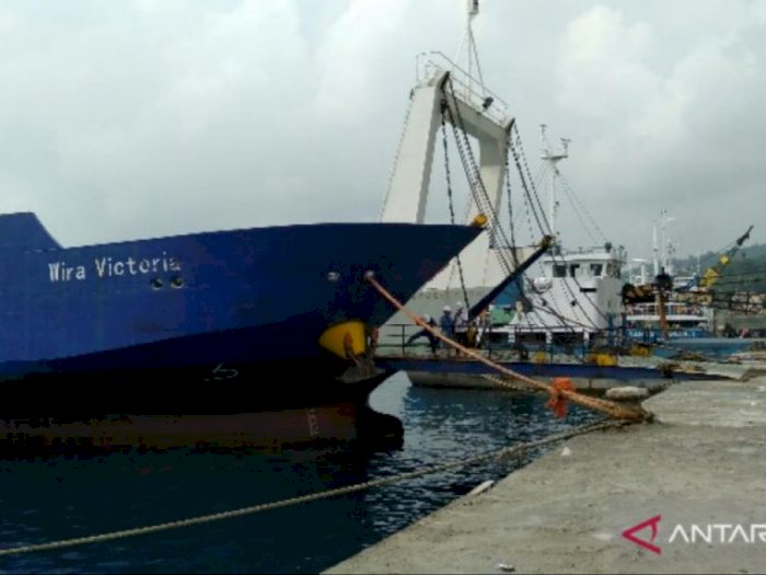 Pelabuhan Gunungsitoli Melarang Kapal Keluar Masuk Bawa Penumpang