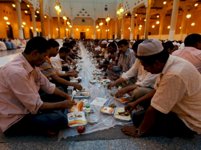 Perintah untuk melaksanakan puasa wajib bagi umat islam di bulan ramadan terdapat dalam qs albaqarah ayat