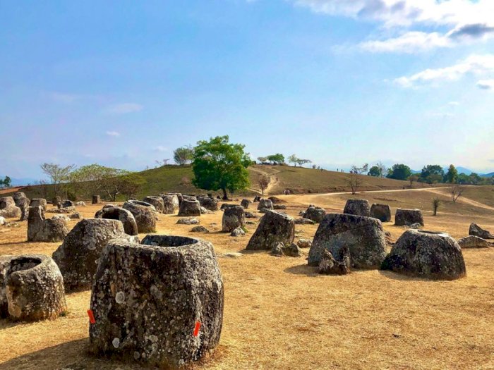 FOTO: Plain of Jars, Situs Prasejarah Semacam Stonehenge di Laos