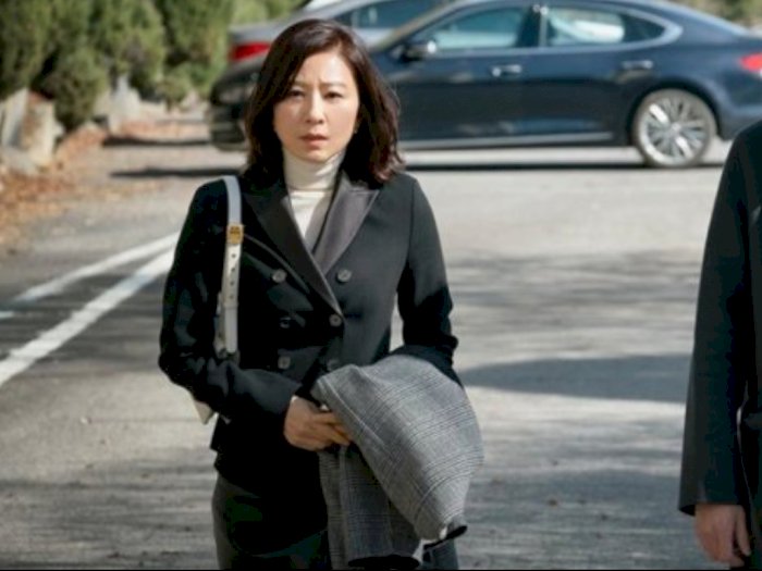 Bayaran untuk Kim Hee Ae di 'The World of the Married' Bikin Orang Korsel Marah