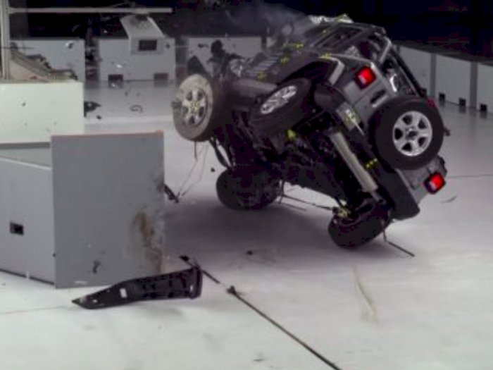 Lembaga Asuransi Sebut Jeep Wrangler Kurang Safety buat Penumpang