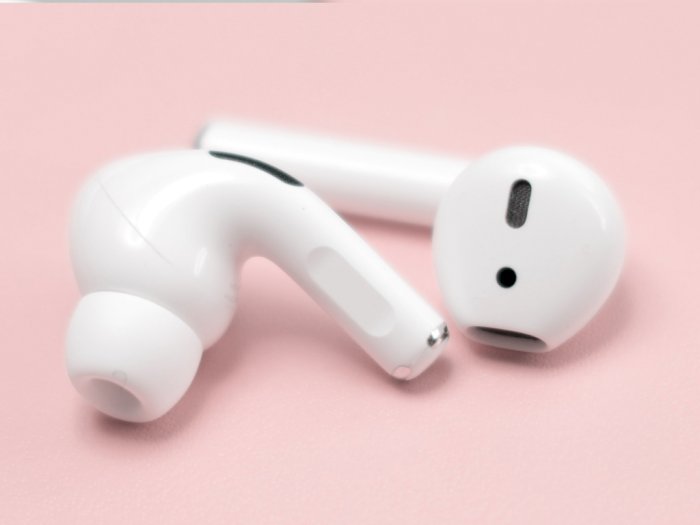 Apple Sedang Siapkan Headphone Terbaru Bernama AirPods Studio?
