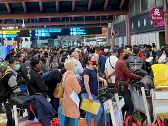 AP II Mengakui Sempat Terjadi Penumpukan Penumpang di Bandara Soetta