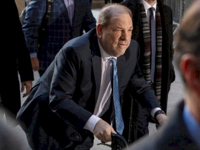 Akibat Covid-19 Proses Ekstradisi Harvey Weinstein Ditunda