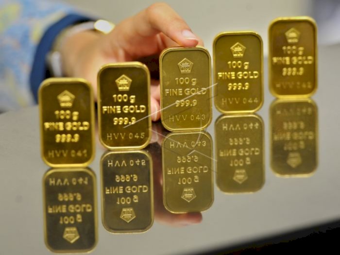 Marak Investor Ambil Untung, Emas Melemah Lebih dari 1 Persen