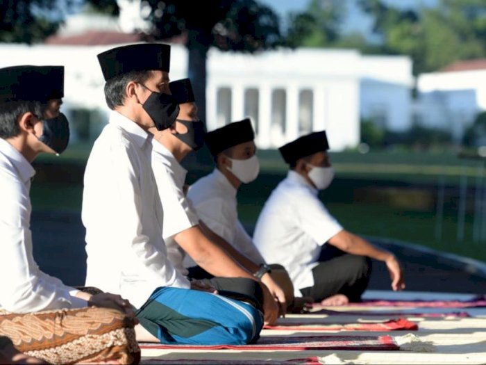 Presiden Jokowi Tunaikan Salat Idul Fitri di Istana Bogor