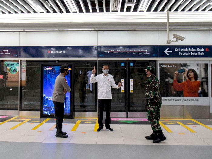 FOTO: Presiden Jokowi Tinjau Kesiapan New Normal di Stasiun MRT
