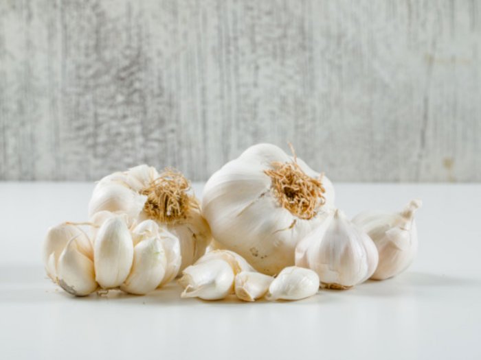 Yuk, Konsumsi Bawang Putih Mentah untuk Menjaga Kesehatan Mulut