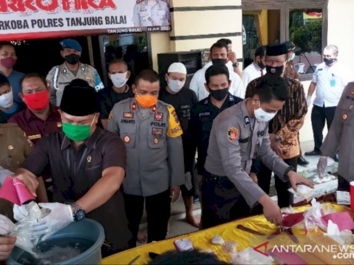 Polres Tanjungbalai Musnahkan Ribuan Barang Bukti Kasus Narkoba
