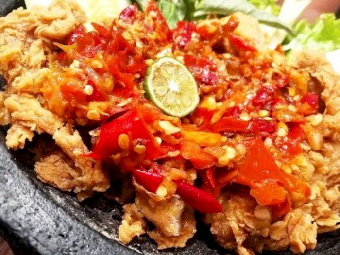 Transformasi Ayam Geprek, Makanan Biasa yang Kini Merajai Kuliner Kekinian