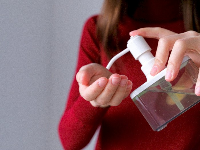 Mana yang Lebih Ampuh Cegah Virus Corona? Hand Sanitizer Gel atau Spray