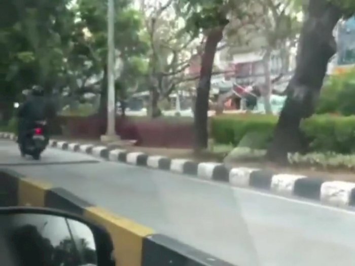 Viral Video Jambret Beraksi di Tengah Kemacetan Jakarta, Polisi Buru Pelaku