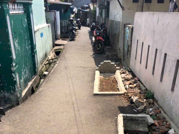 Sempat Viral, Kuburan di Jalan Gang Sempit Jakarta Ternyata Makam Sosok Ini