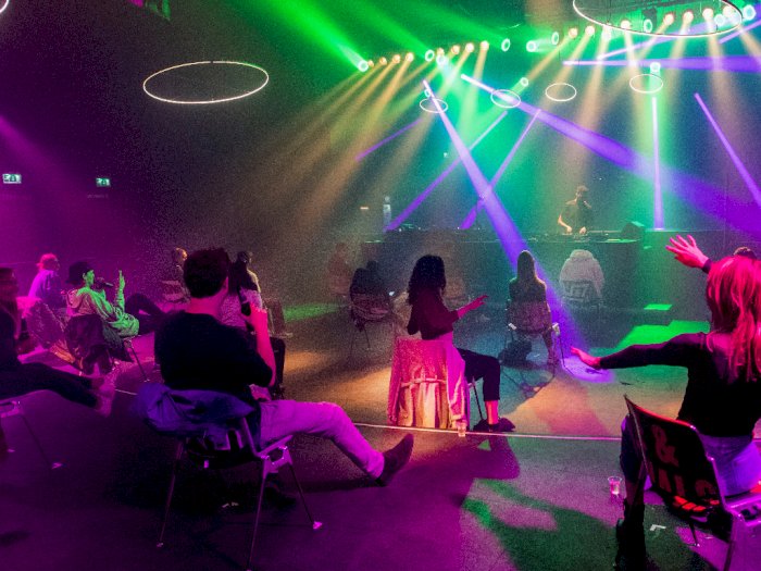 FOTO: Potret Diskotek Duduk di Belanda