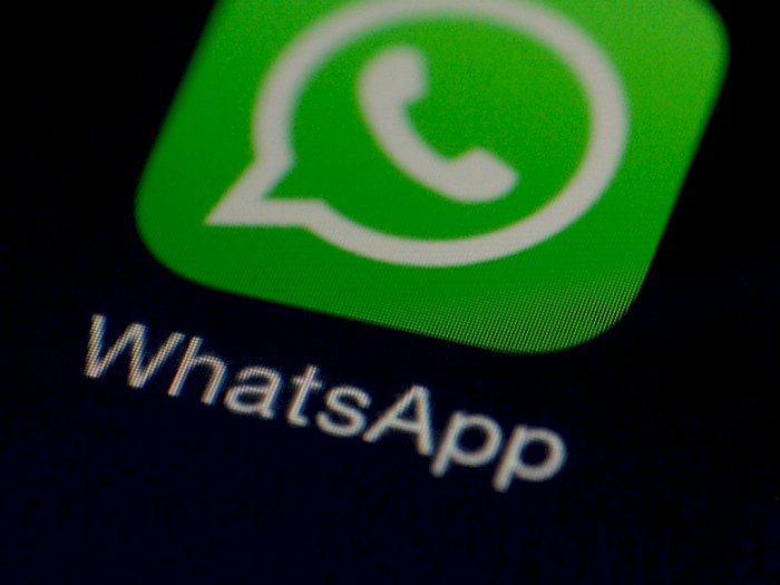 Pengguna WhatsApp Keluhkan Hilangnya Fitur Typing, Last Seen, dan Online!