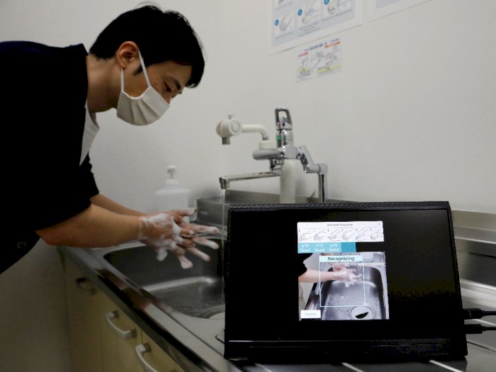 Canggihnya Jepang, untuk Cuci Tangan Saja Ada Teknologi AI