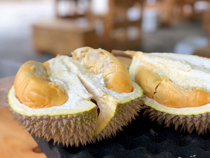 Gegara Paket Berisi Durian, 6 Orang Dilarikan ke RS dan Satu Kantor Dievakuasi